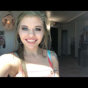 Meet your Posher, Tatiana